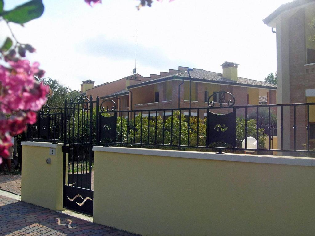 לידו דלה נציוני Residence Mediterraneo מראה חיצוני תמונה